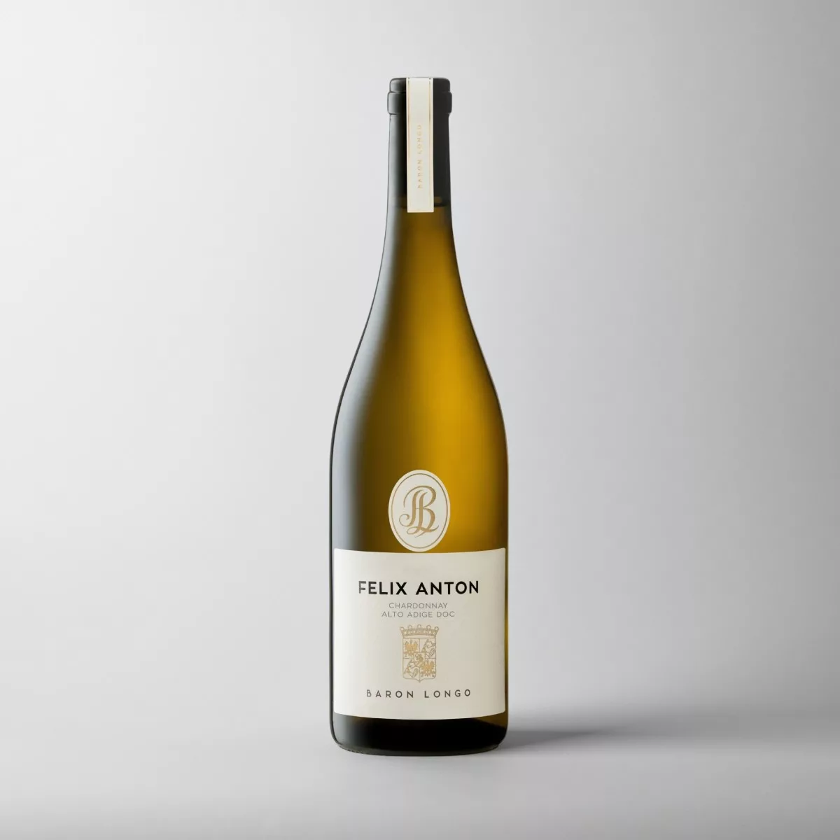 Baron Longo Felix Anton Chardonnay Alto Adige Baron Longo Felix Anton Chardonnay Alto Adige DOC – witte wijn op lichte achtergrond